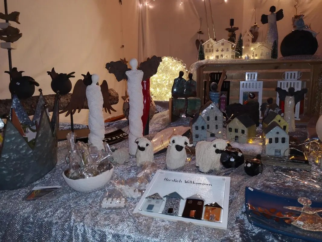 Ceramics and Glass by Beatrice Imoberdorf — photo 1