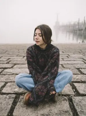 Hayley Reardon (US) - Folk-Pop Singer and Songwriter — photo 1