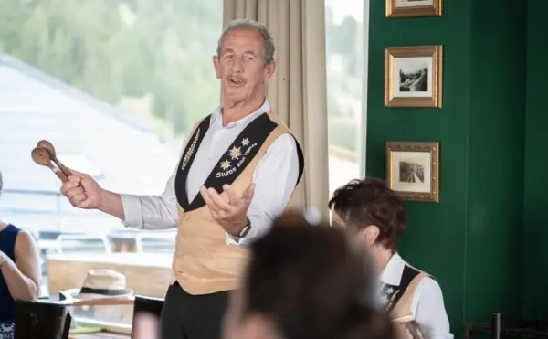 DINNER AT SUNSET WITH SWISS FOLKLORE THEME — photo 1