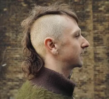 ELI (UK) queer-Indie Pop from London - queer-Indie Pop from London — photo 1