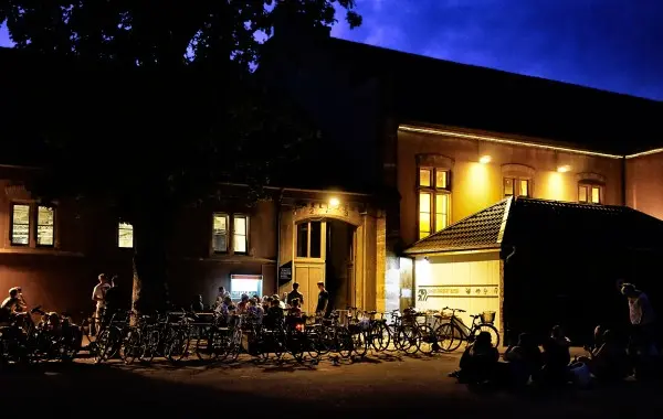 WIR MÜSSEN REDEN — photo 1