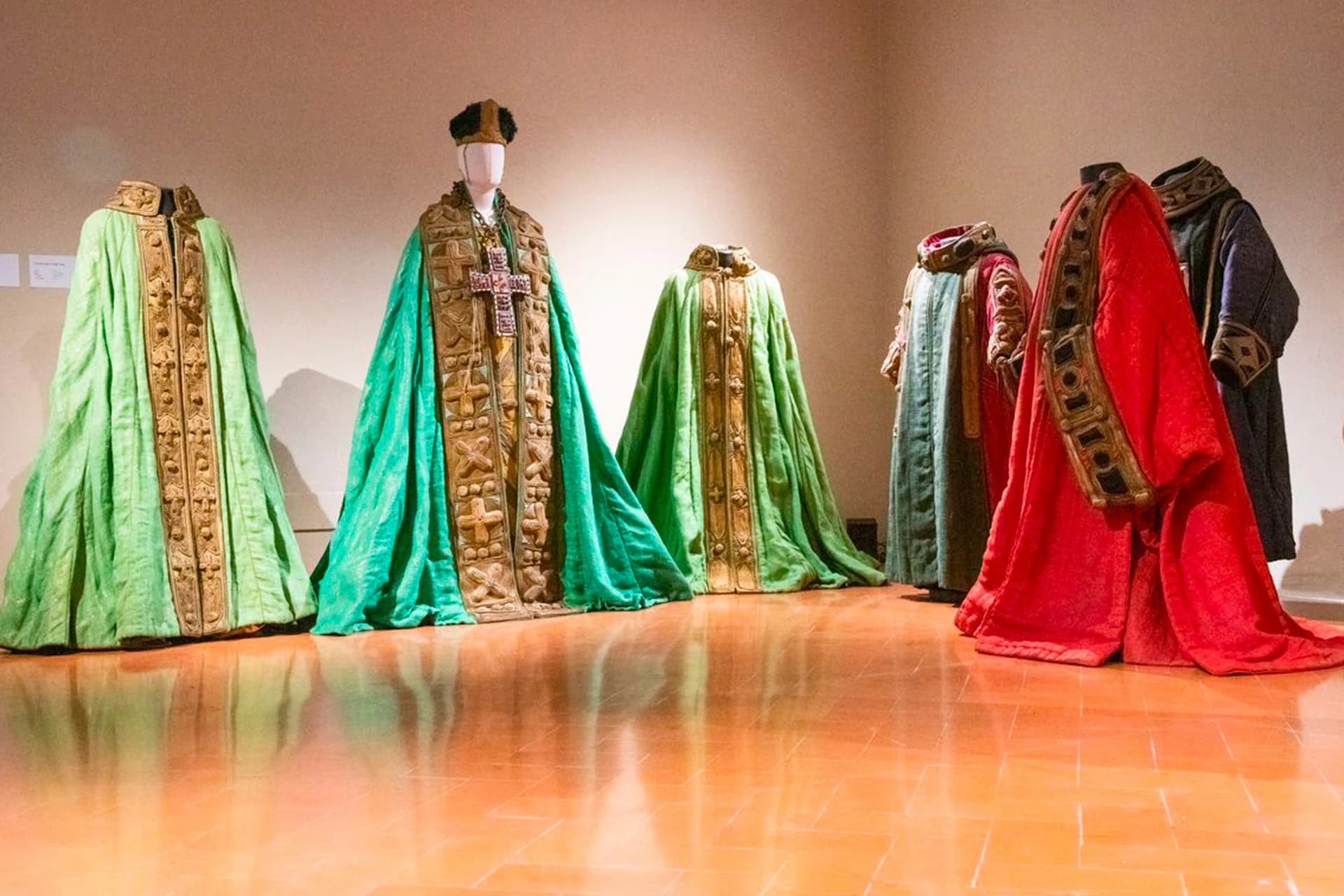 Francis of Assisi and the Perfect Garment. — photo 1