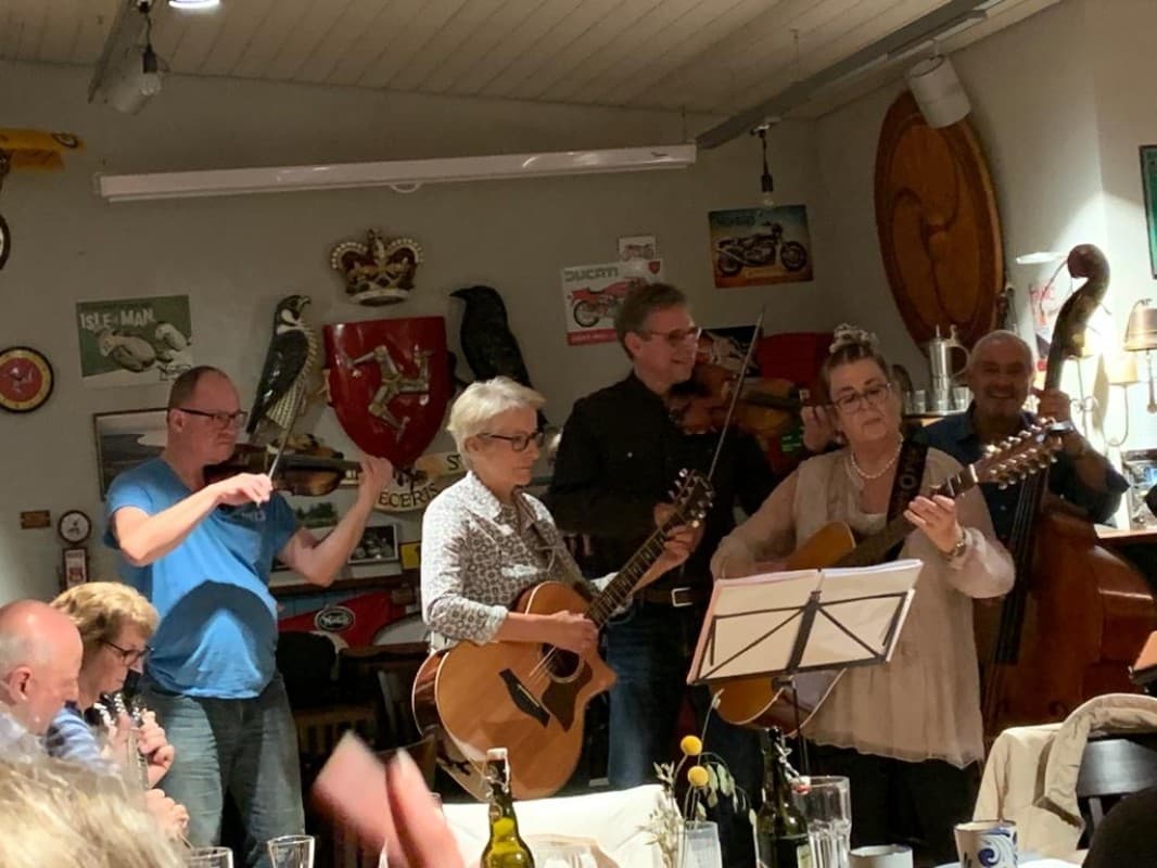 Bluegrass Jam (Stubete) — photo 1