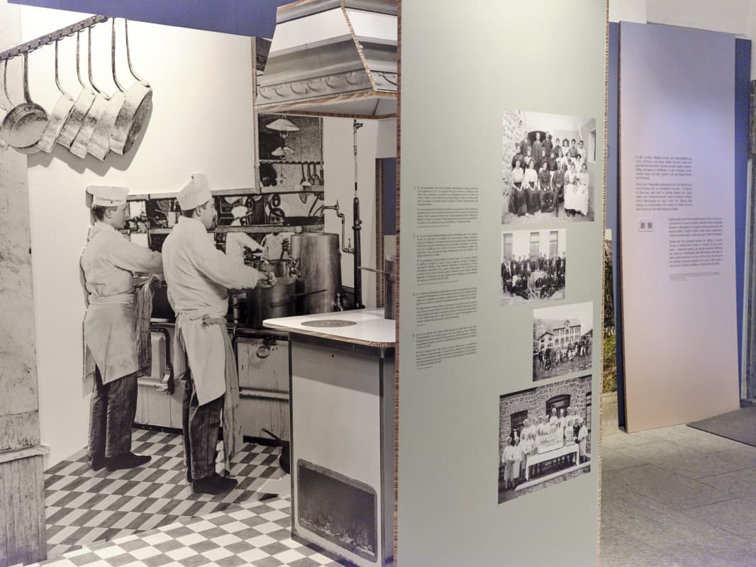 «Addio – Willkommen – A revair. Migration stories from the Grandhotel Alpen» — photo 1