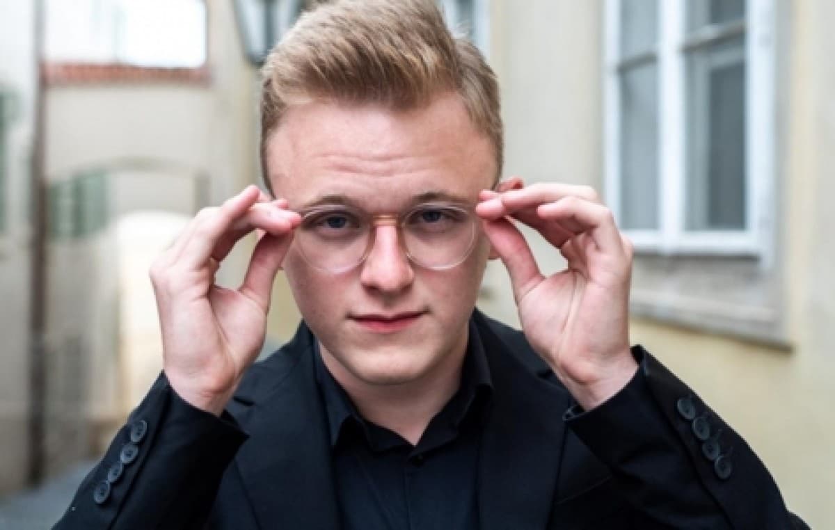 R4: Jan Čmejla — photo 1