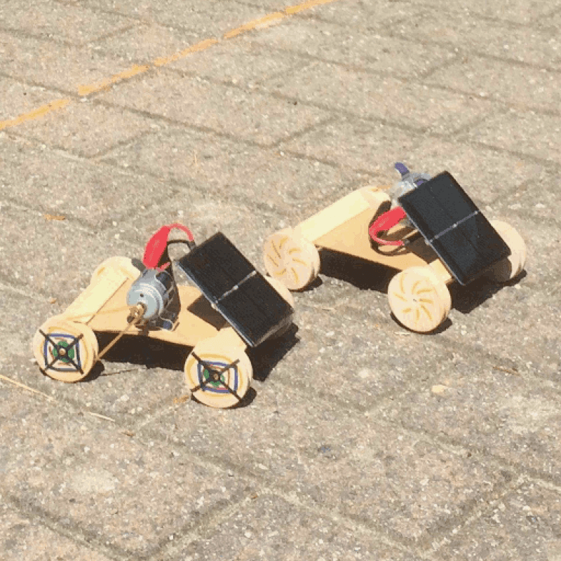 Tinkering Workshop «We Build a Solar Toy Car» — photo 1