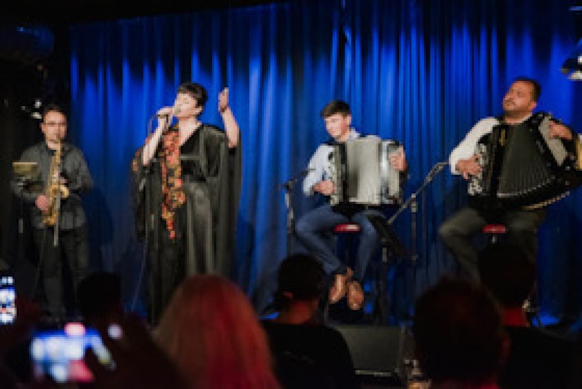 Balkan Christmas Night - Jovanovic Trio & Special Guest Oana Cǎtǎlina Chiţu — photo 1