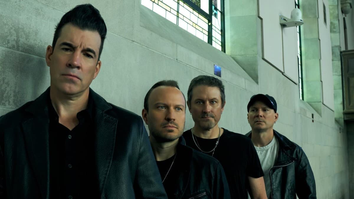 Theory of a Deadman — photo 1