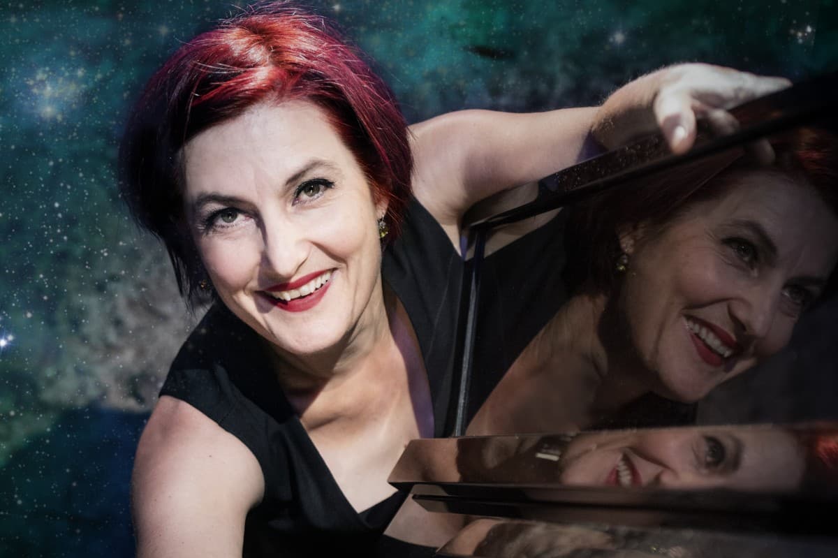 Light Years - Esther Hasler 20 Years Solo Theater Anniversary — photo 1