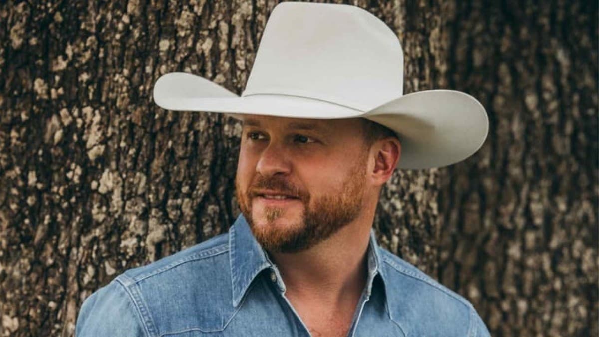 Cody Johnson — photo 1