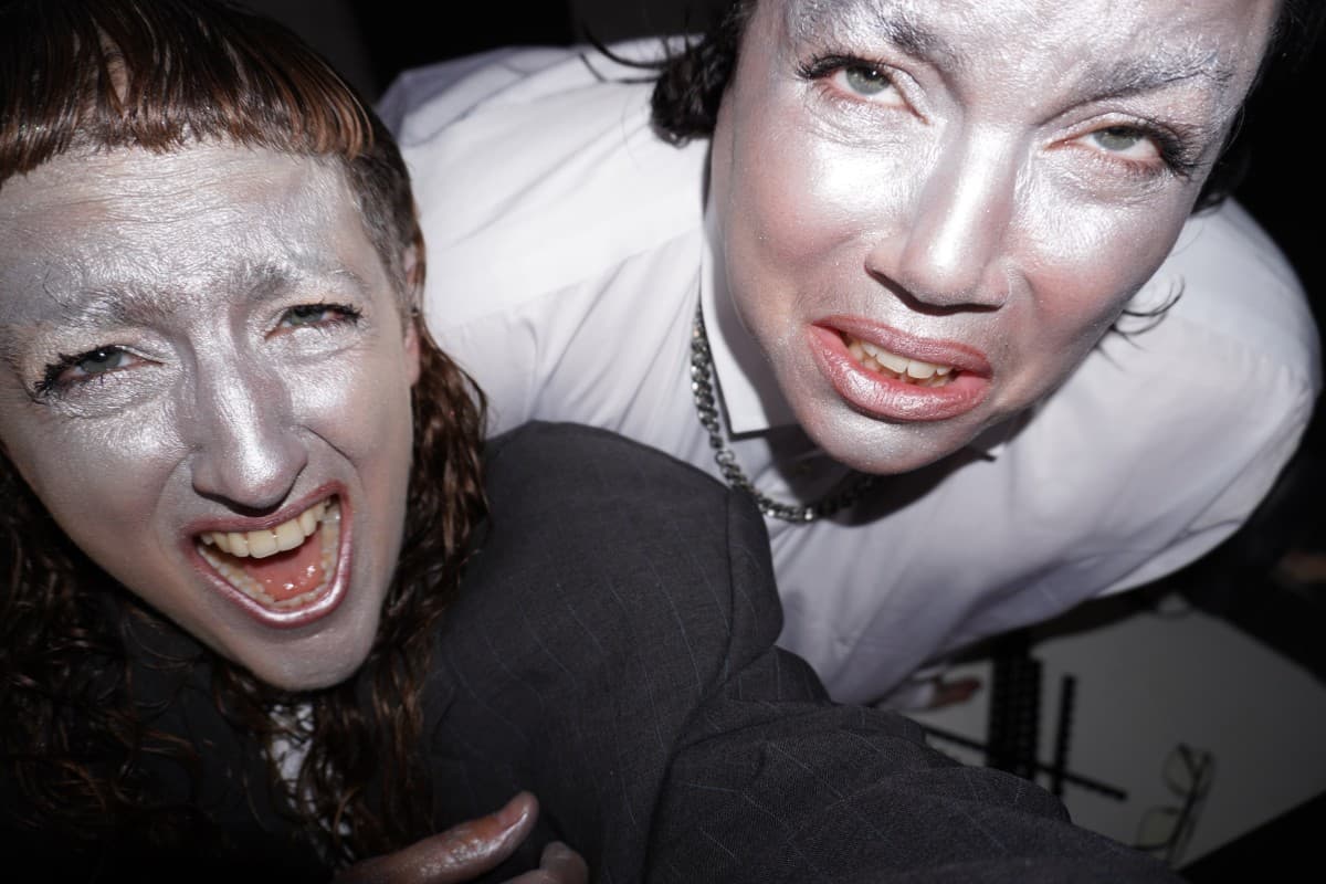 Teresa Vittucci & Sophía Rodríguez: anger angels (ETERNAL LETDOWN) — photo 1