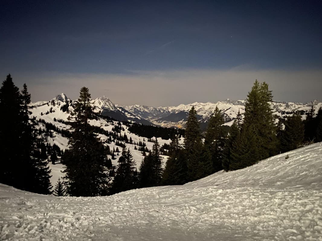 Sledding Descent by Moonlight at Saanersloch — photo 1