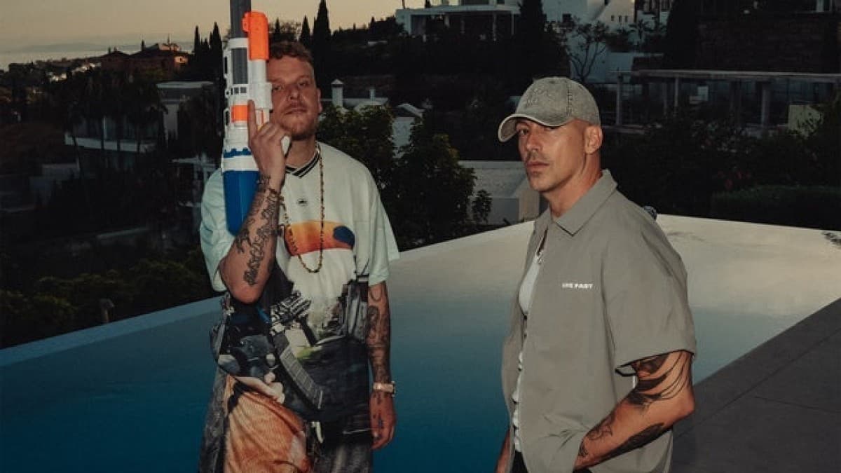 BONEZ MC & RAF CAMORA - 10 JAHRE PALMEN AUS PLASTIK TOUR — photo 1