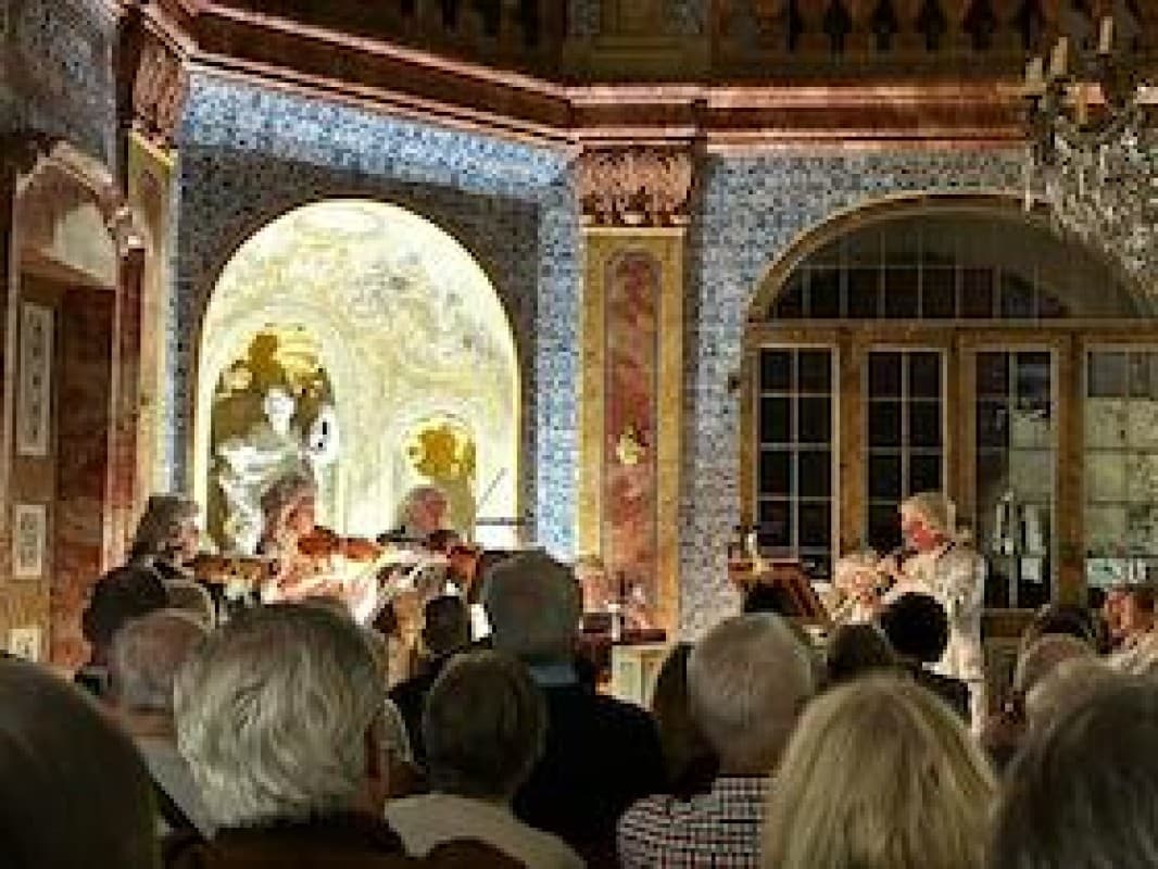 A Musical Fun - Festive Serenades at Schloss Favorite 2026 — photo 1