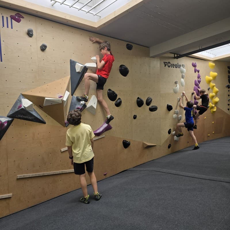 Bouldering with Café — photo 1