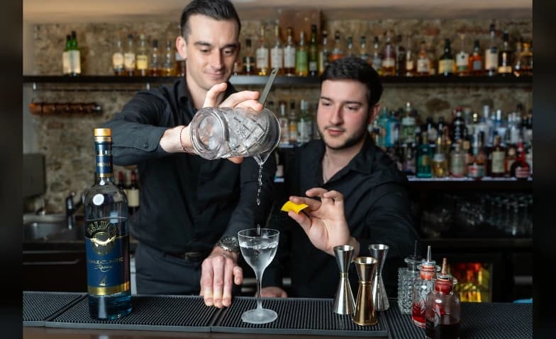 Pot Still Prestige – Exklusiver Cocktailworkshop in Basel — photo 1