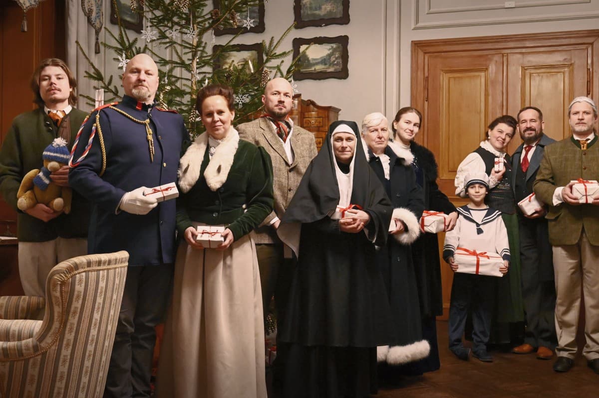 TŘEBOŇ: Christmas Costume Tour Knížecí Vánoce — photo 1