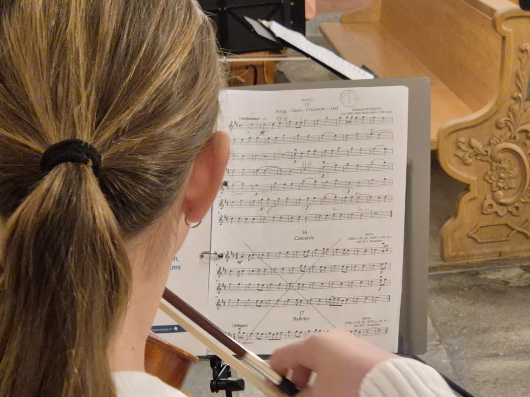 Making Music in Advent — photo 1