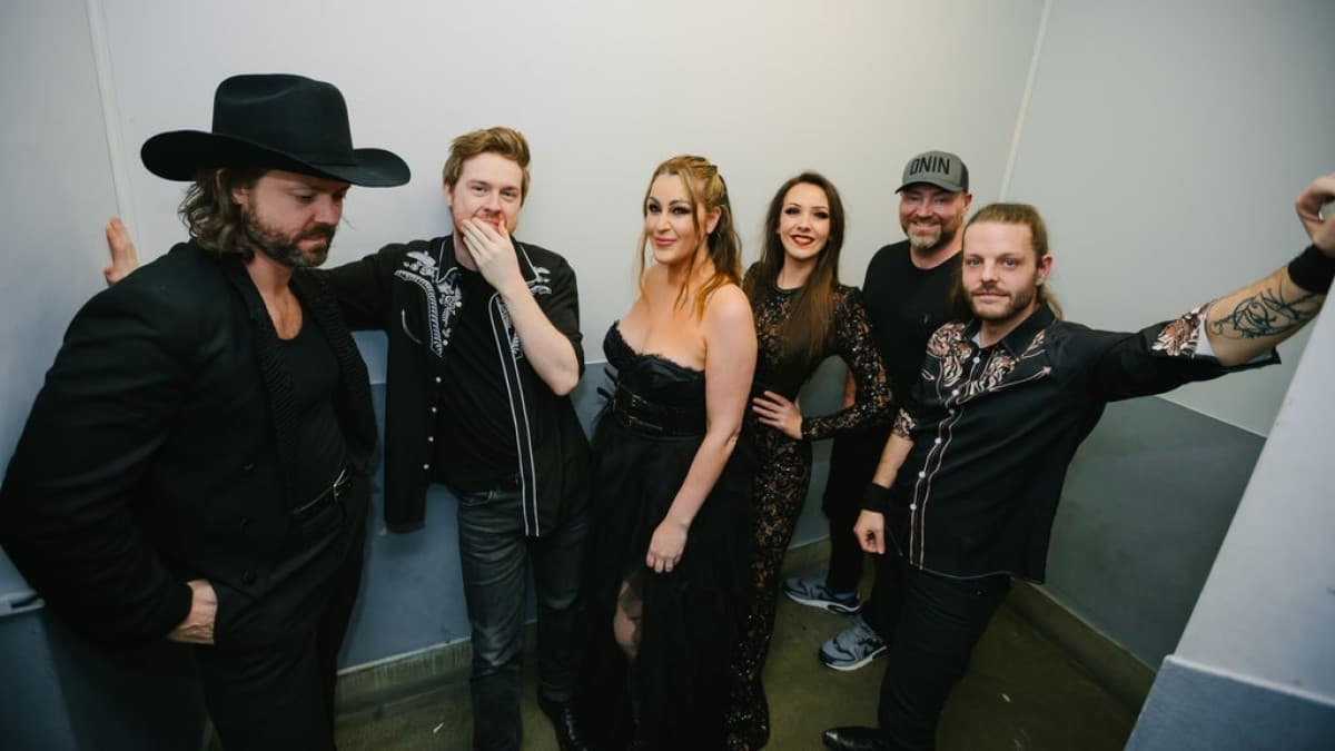 One Night In Nashville — photo 1