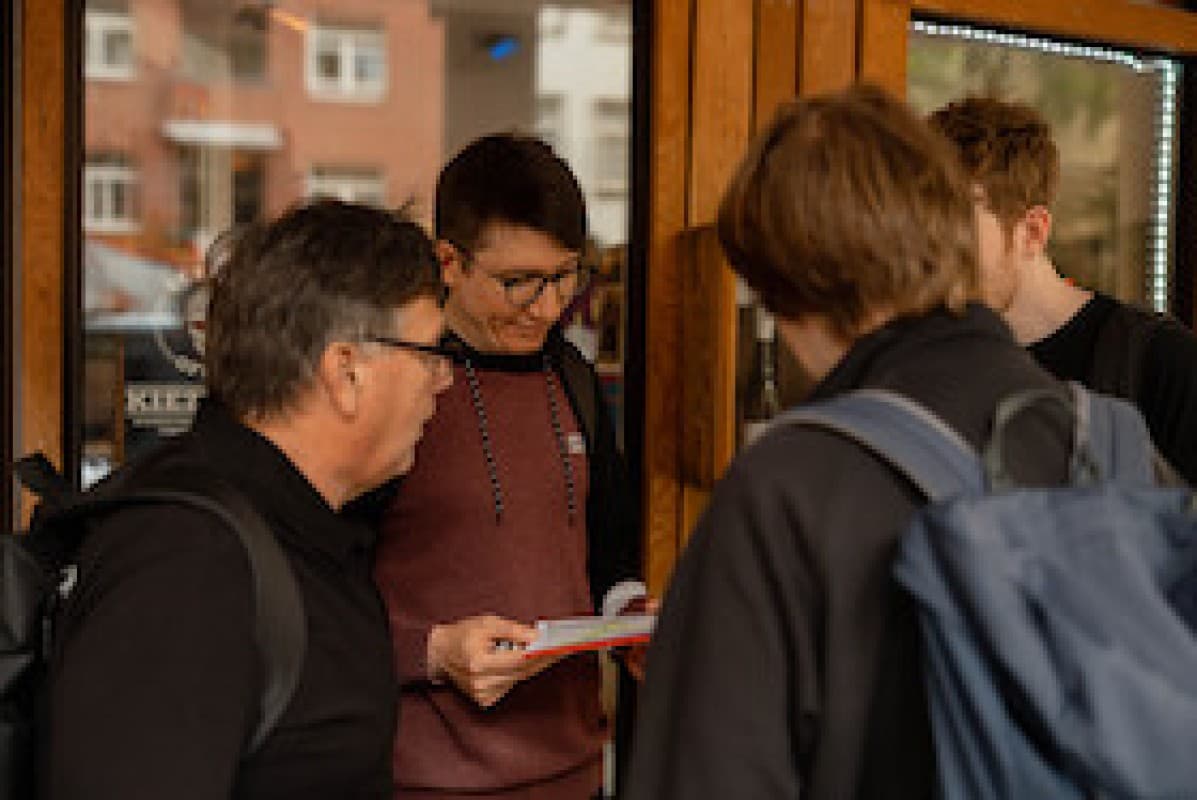 St. Pauli True Crime Quiz Tour – iconic crime scenes & tricky questions — photo 1