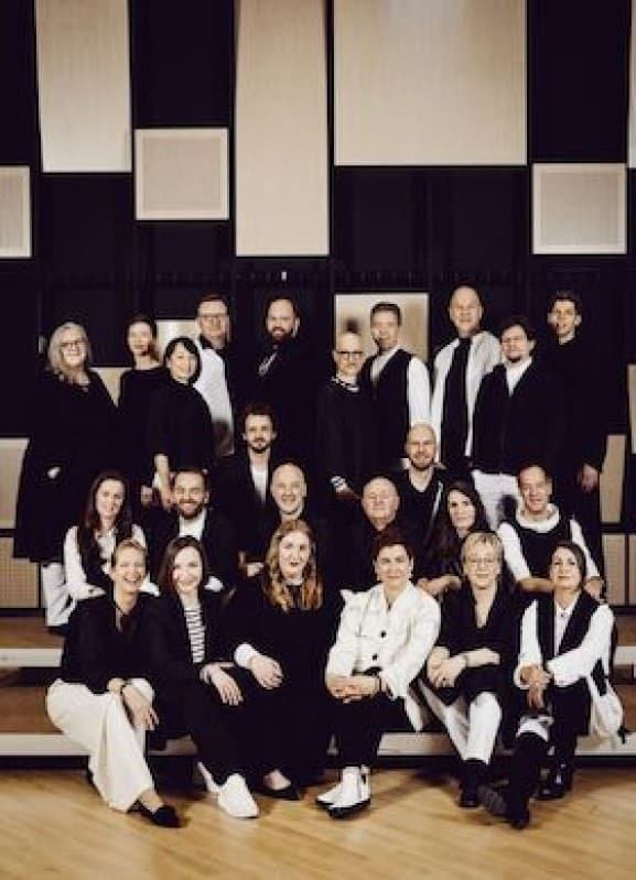 SWR Vocal Ensemble & Stuttgart Chamber Orchestra — photo 1