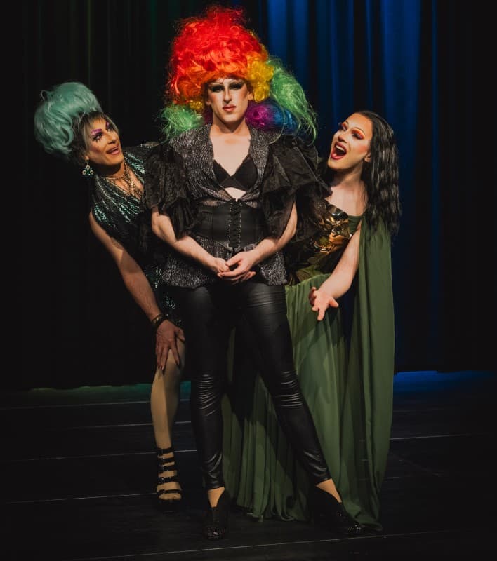 Amélie Putain, Miss Moe Tivation and Vio la Cornuta - Drag at Freiamt — photo 1