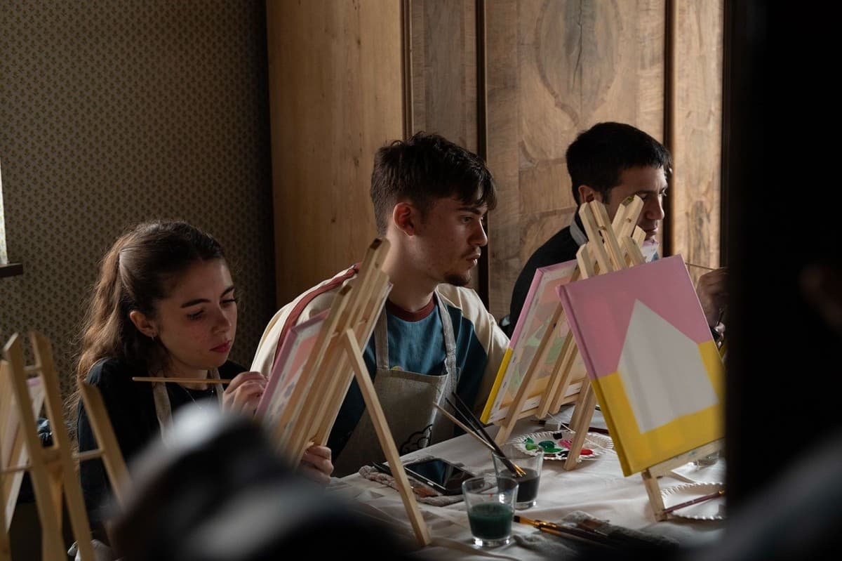 Crash Course in Painting on Culture Day — photo 1
