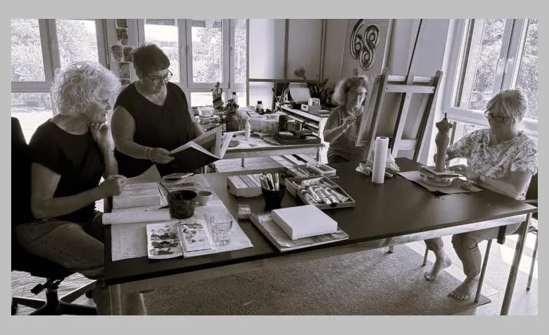 LOST — photo 1