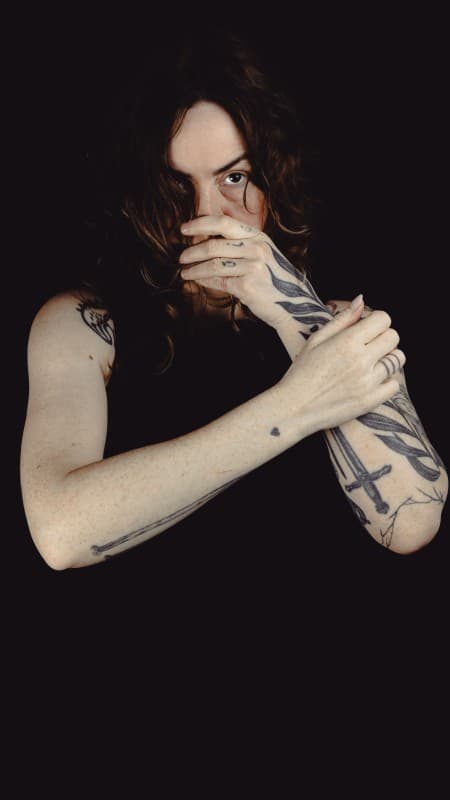Emma Ruth Rundle — photo 1