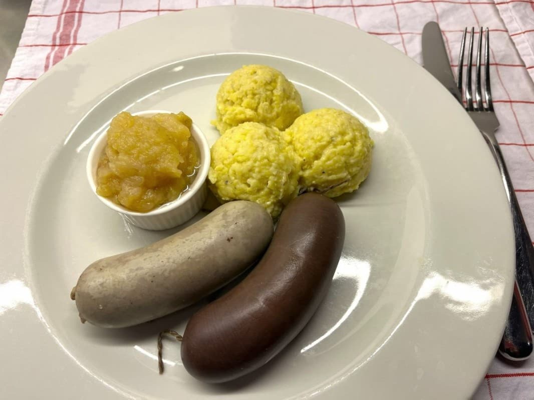 Tavolata with blood & liver sausage from Alps pig and Alpine stories — photo 1