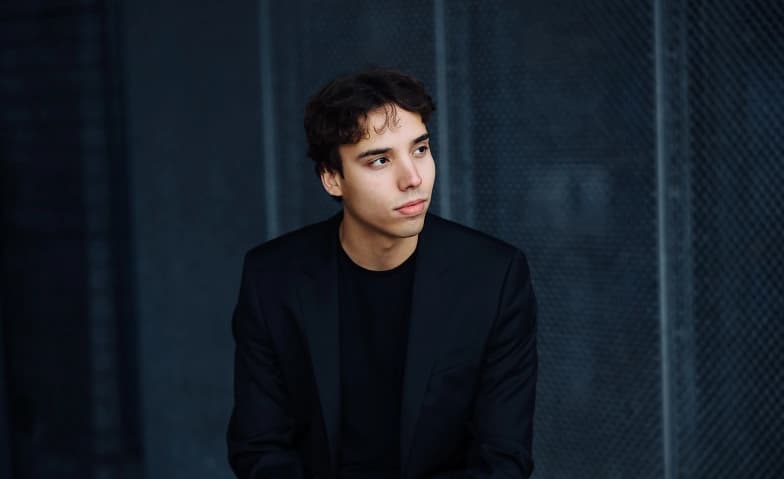 Piano District: 1. Abonnementskonzert mit Anton Mejias — photo 1
