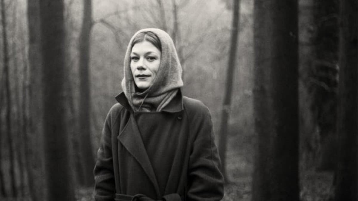 Trixie Whitley — photo 1