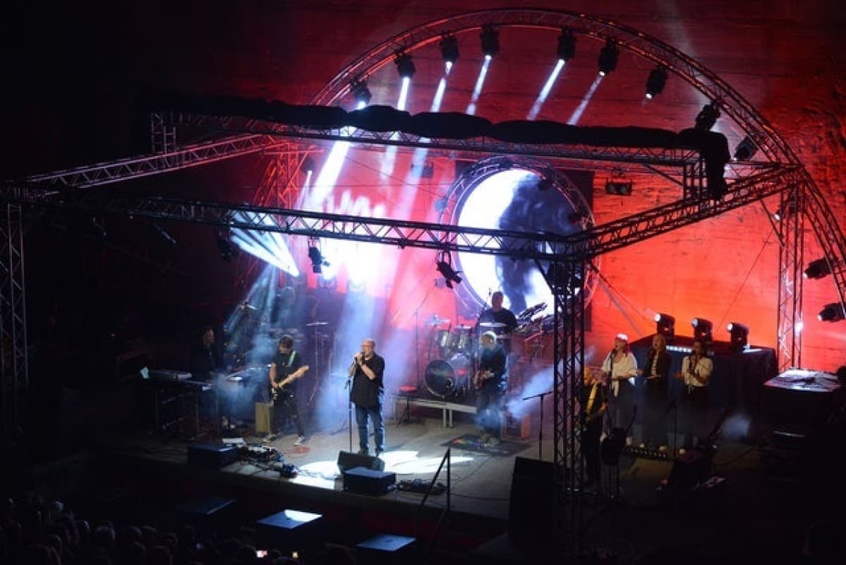 ONE OF THESE - a celebration of Pink Floyd - Animals Tour — photo 1