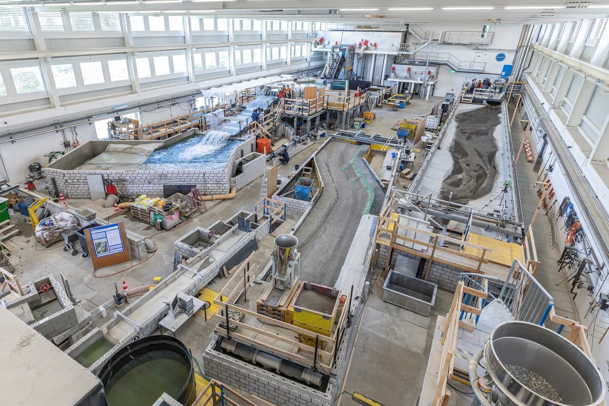 Experimental Research in River and Hydraulic Engineering — photo 1