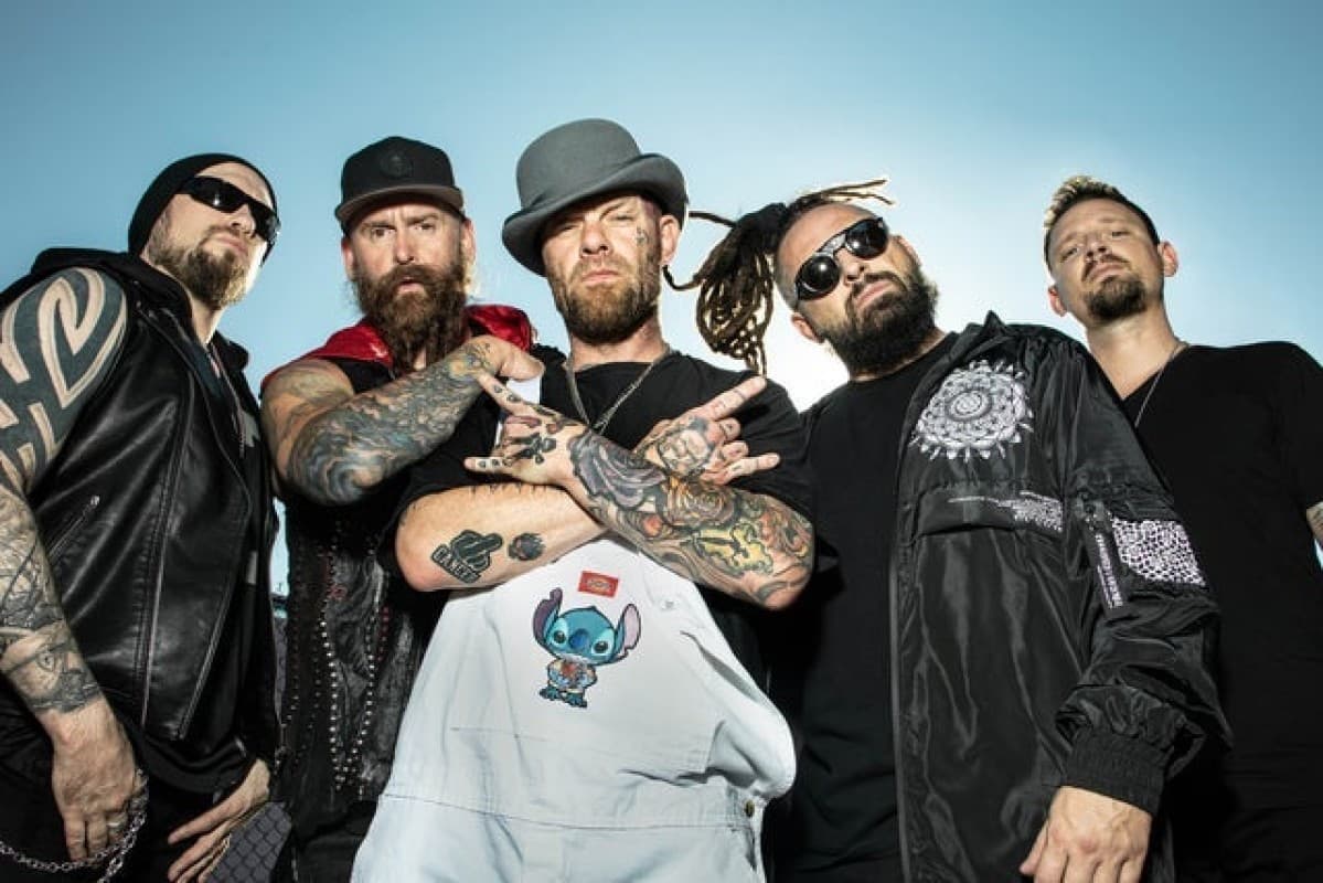 Five Finger Death Punch: 20th Anniversary World Tour — photo 1