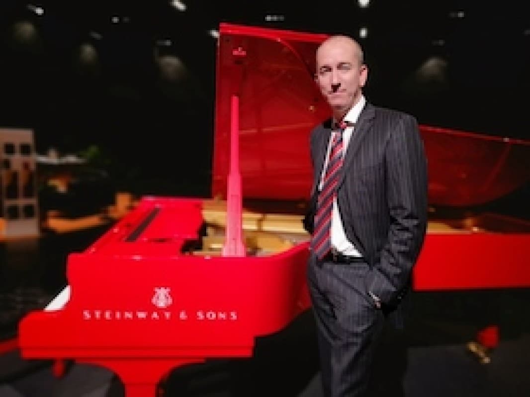 CHRIS HOPKINS (piano solo) - Classic Jazz & Swing at its best — photo 1