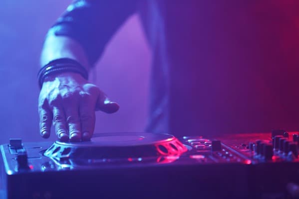 80s Party - with DJ Dany Woodstock — photo 1