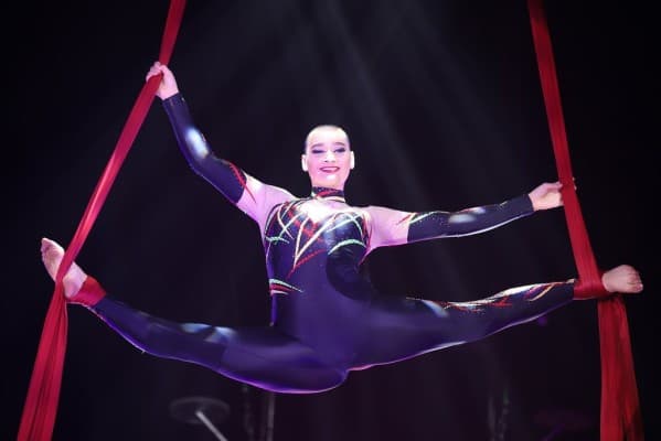 Trierer Weihnachtscircus - EISZEIT - CIRCUS ON ICE — photo 1