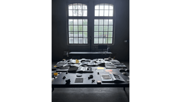 BUBBLES #6.1: Encounter at the Table – with Wayne, Christina, and Objects — photo 1