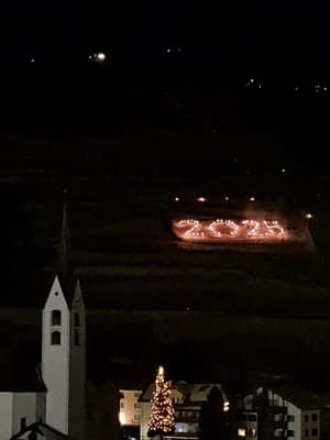 Neujahrsfackel-Abfahrt — photo 1
