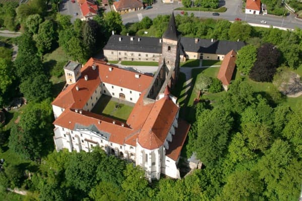 Klášter Sázava - přednáška Síť, z které nevyklouzne ani ryba — photo 1