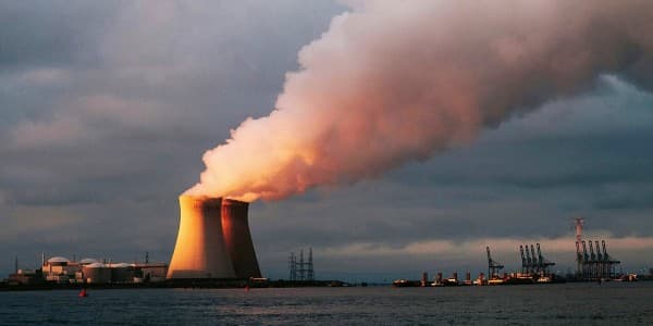 Waste and Decommissioning: The Radiant Legacy of Nuclear Energy — photo 1