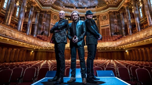 Nights on Broadway - A Tribute To The Bee Gees — photo 1