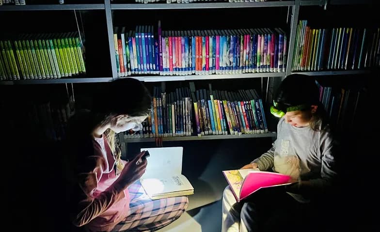 Nachts in der Bibliothek — photo 1