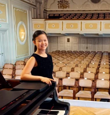 Angela Yixuan Miao performs Chopin — photo 1
