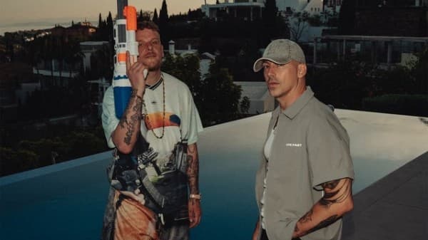 BONEZ MC & RAF CAMORA - 10 JAHRE PALMEN AUS PLASTIK TOUR — photo 1