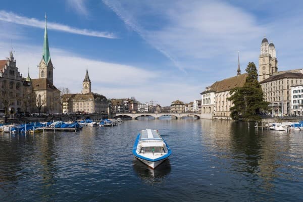 Underground Limmat Boat Tour — photo 1