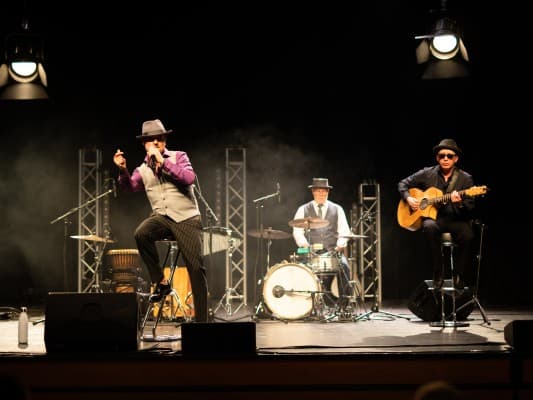 Soul Dinner with Camen & Band — photo 1