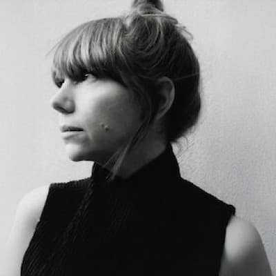 Poppy Ackroyd — photo 1