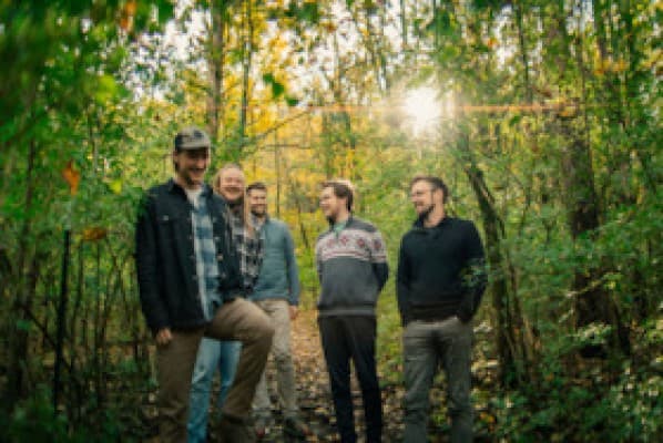 TOPHOUSE - Support: Raynes — photo 1